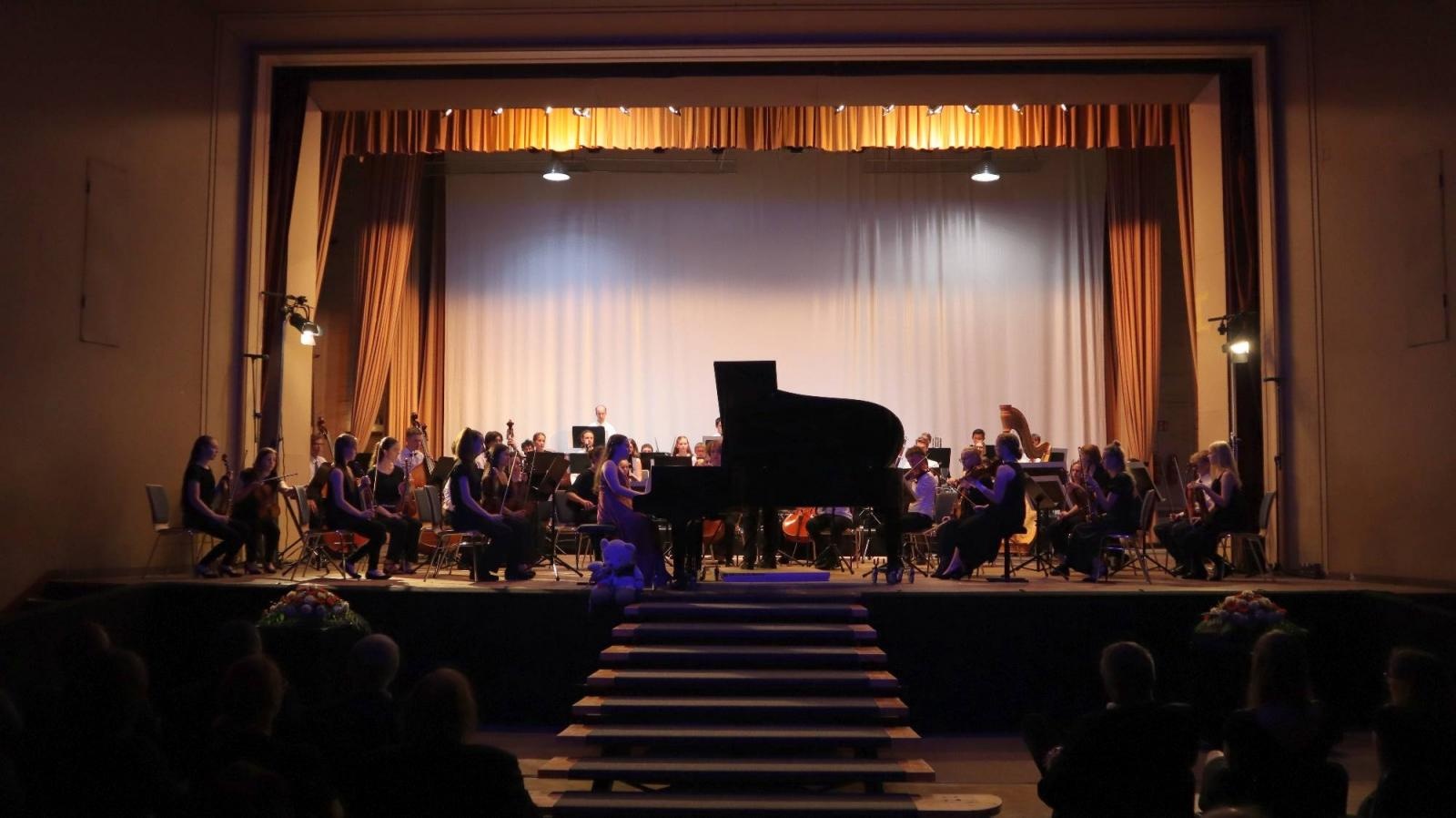 Zdjęcie w galerii na portalu naszraciborz.pl: Starosta raciborski w Niemczech: Trzymajmy się razem i bez względu na to, co się wydarzy wiadomości z regionu