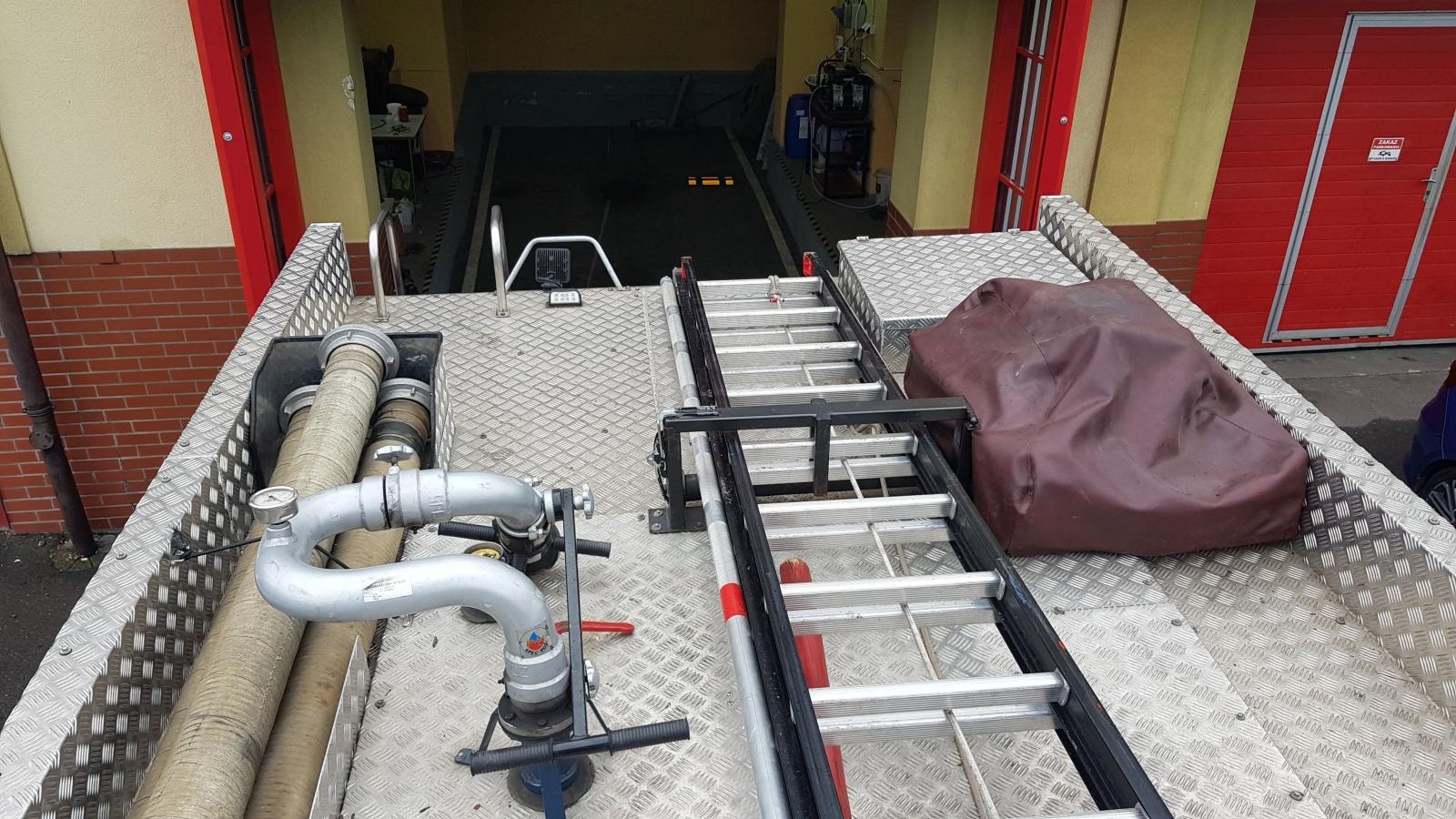 Zdjęcie w galerii na portalu naszraciborz.pl: Druhowie z Kobyli przesiedli się do nowego wozu [FOTO] wiadomości z regionu