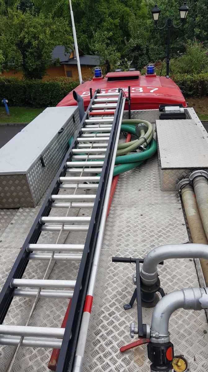 Zdjęcie w galerii na portalu naszraciborz.pl: Druhowie z Kobyli przesiedli się do nowego wozu [FOTO] wiadomości z regionu