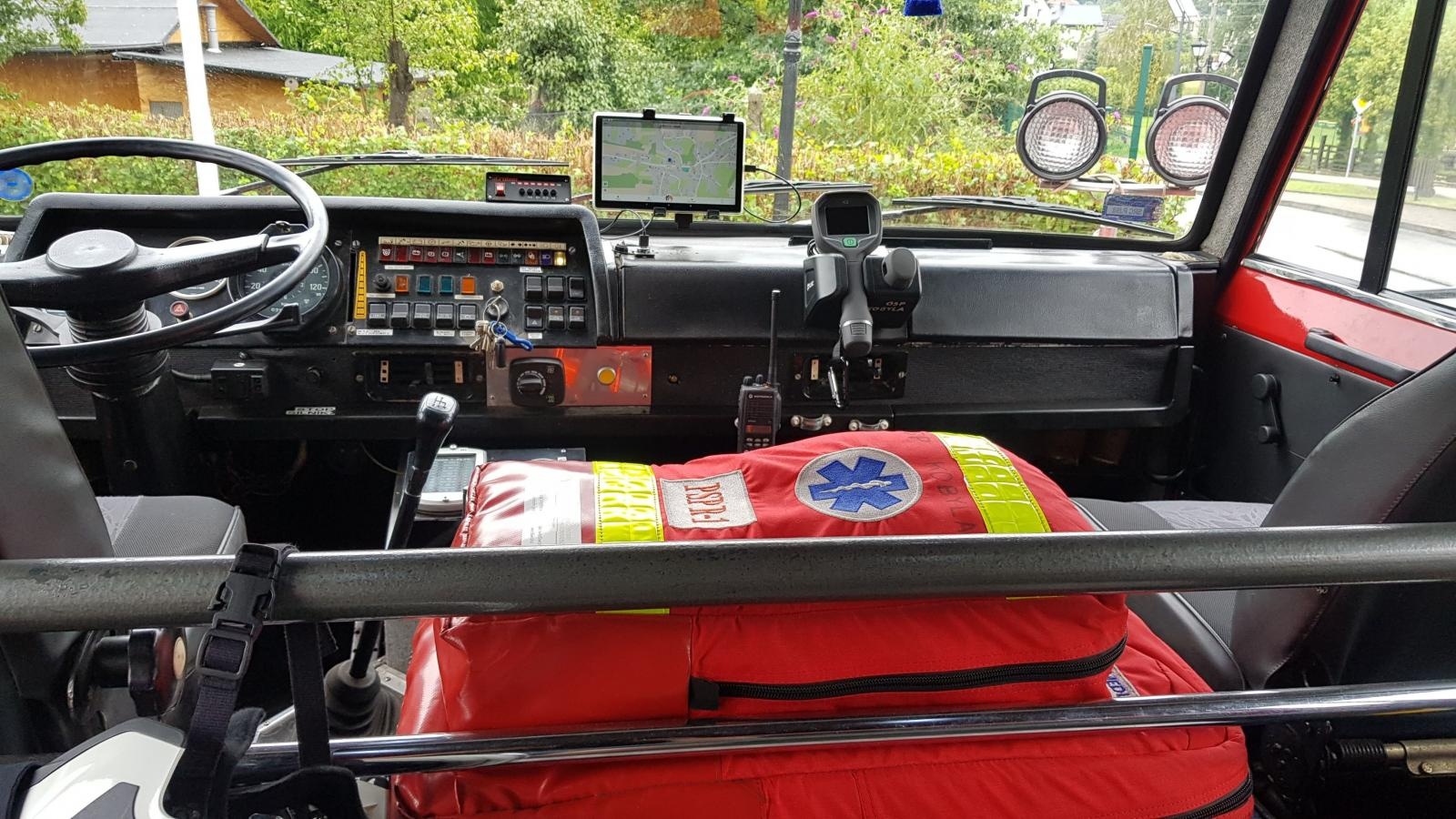 Zdjęcie w galerii na portalu naszraciborz.pl: Druhowie z Kobyli przesiedli się do nowego wozu [FOTO] wiadomości z regionu