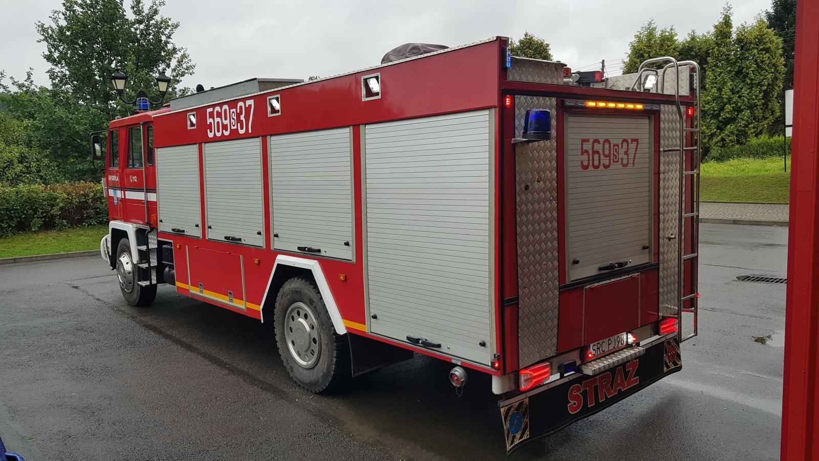 Zdjęcie w galerii na portalu naszraciborz.pl: Druhowie z Kobyli przesiedli się do nowego wozu [FOTO] wiadomości z regionu