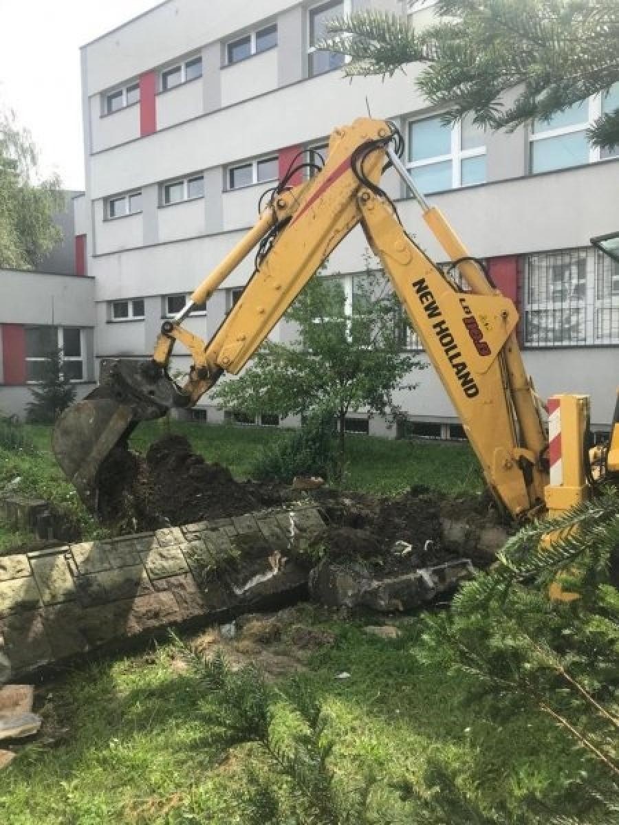 Zdjęcie w galerii na portalu naszraciborz.pl: W SP 1 dużo się zmienia - kosmiczne sale z RFL oraz mobilna pracownia dzięki absolwentkom wiadomości z regionu