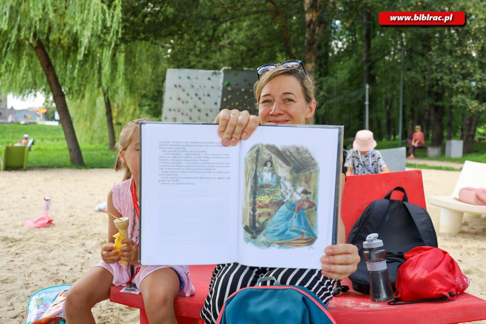 Zdjęcie w galerii na portalu naszraciborz.pl: Nie zawsze happy end – Baśniowe Lato z Biblioteką bawi i uczy wiadomości z regionu