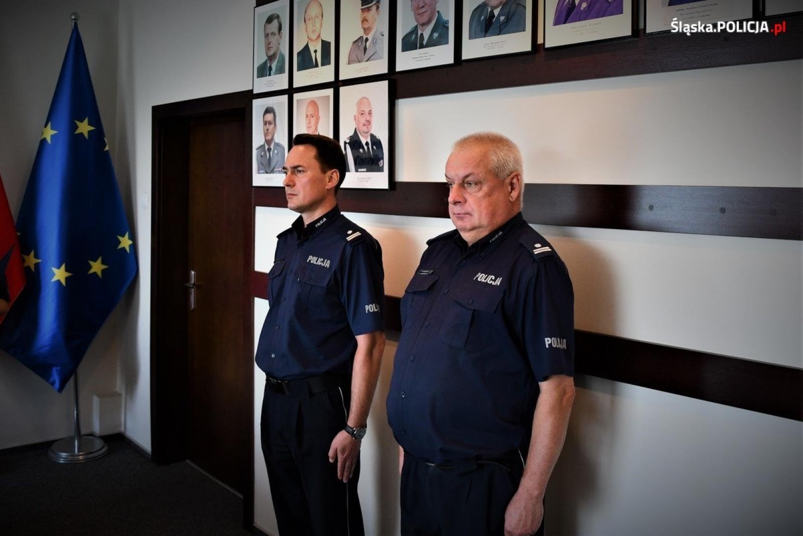 Zdjęcie w galerii na portalu naszraciborz.pl: W raciborskiej komendzie awans i pożegnanie z mundurem wiadomości z regionu