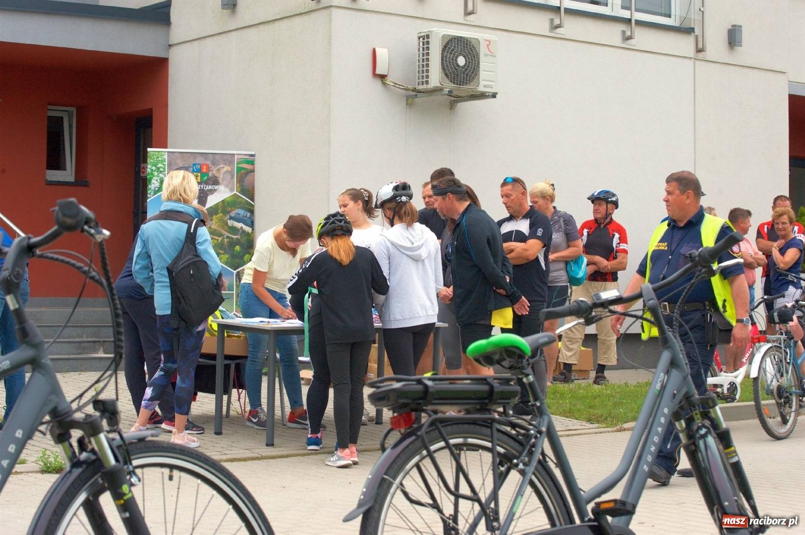 Zdjęcie w galerii na portalu naszraciborz.pl: Od Tworkowa do Roszkowa. Rodzinny rajd po gminie Krzyżanowice [FOTO] wiadomości z regionu