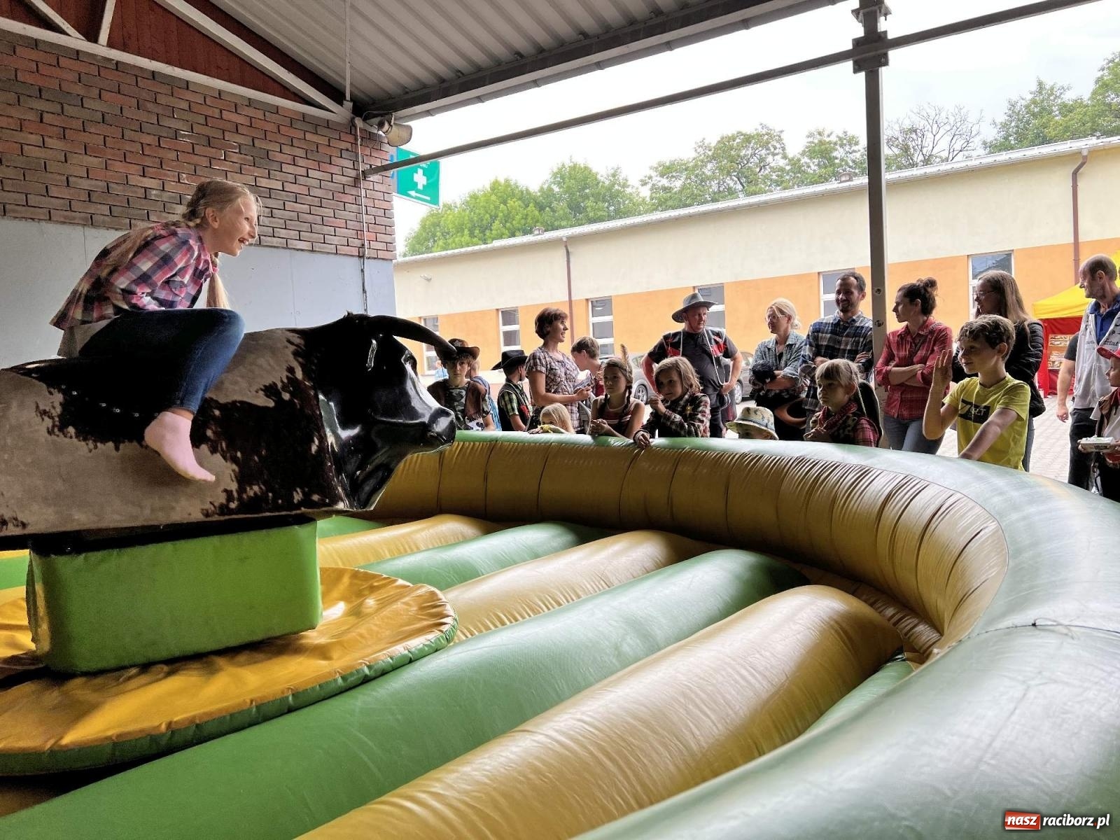 Zdjęcie w galerii na portalu naszraciborz.pl: Pietrowice Wielkie polubiły klimat Dzikiego Zachodu [FOTO i WIDEO] wiadomości z regionu