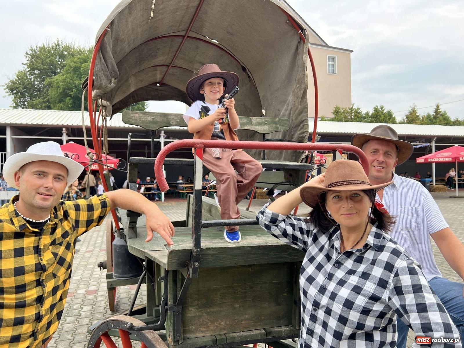 Zdjęcie w galerii na portalu naszraciborz.pl: Pietrowice Wielkie polubiły klimat Dzikiego Zachodu [FOTO i WIDEO] wiadomości z regionu
