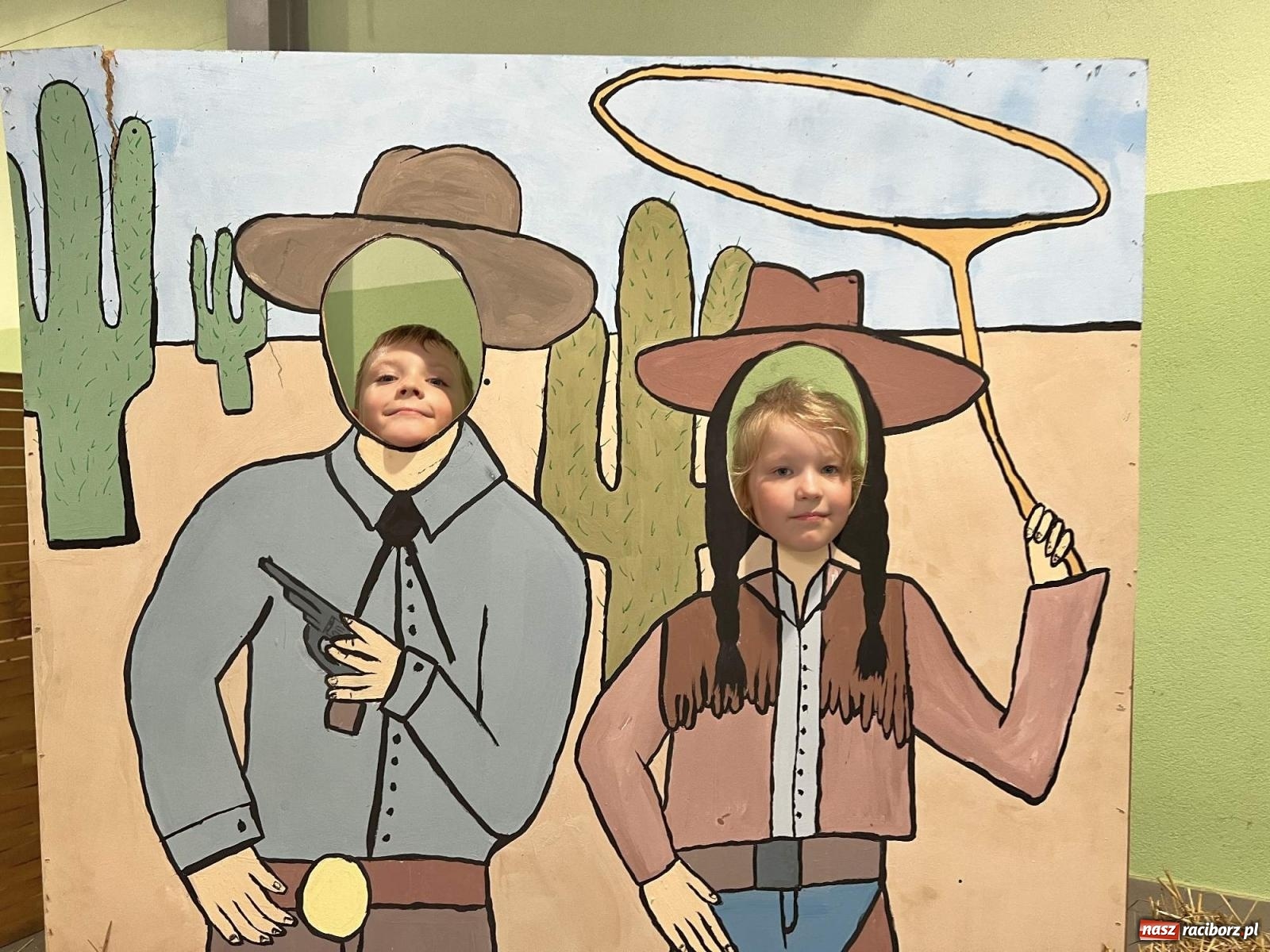 Zdjęcie w galerii na portalu naszraciborz.pl: Pietrowice Wielkie polubiły klimat Dzikiego Zachodu [FOTO i WIDEO] wiadomości z regionu