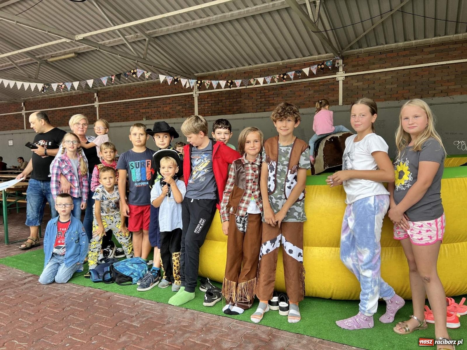 Zdjęcie w galerii na portalu naszraciborz.pl: Pietrowice Wielkie polubiły klimat Dzikiego Zachodu [FOTO i WIDEO] wiadomości z regionu