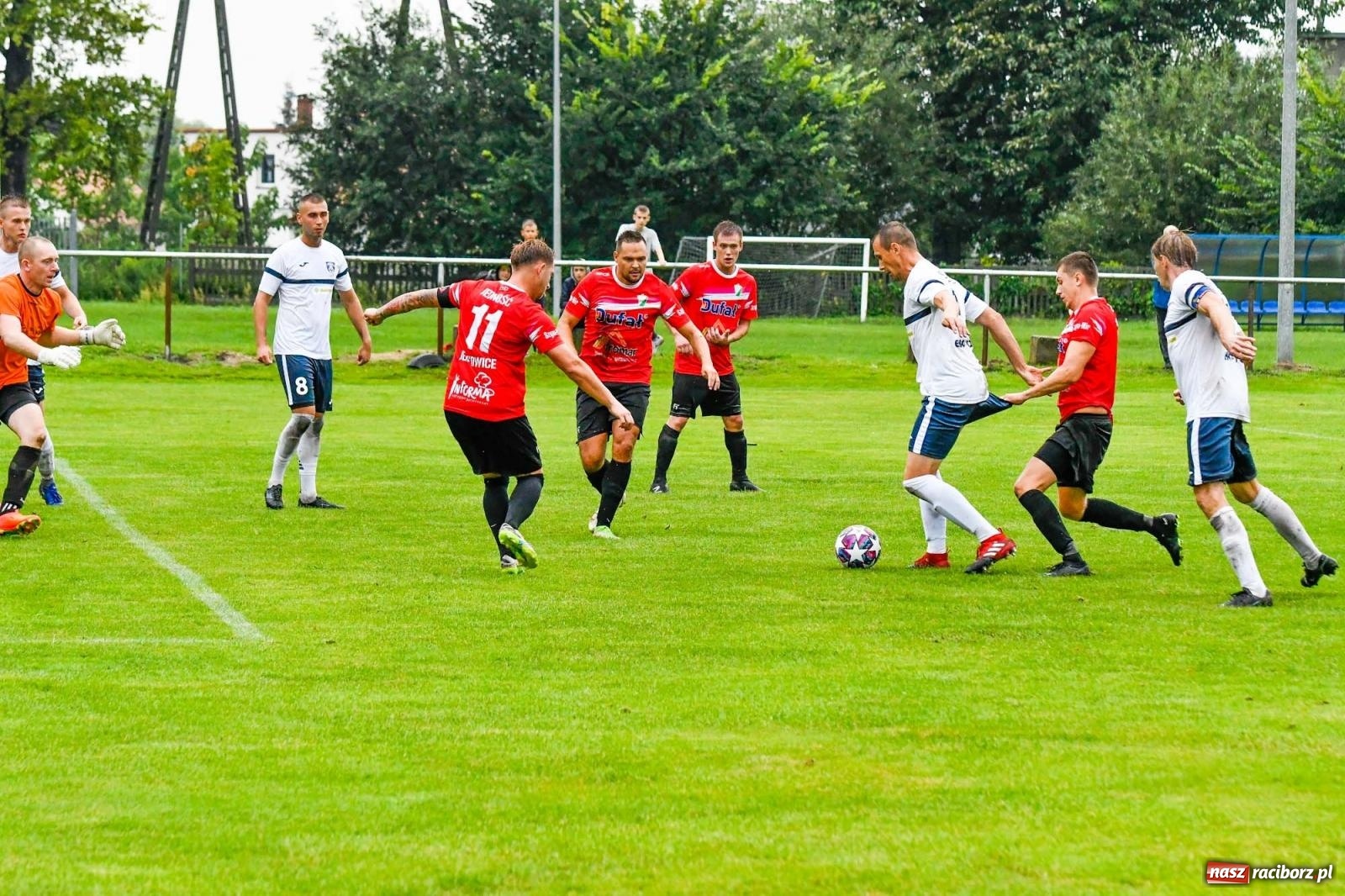 Zdjęcie w galerii na portalu naszraciborz.pl: Klasa okręgowa. Nędza ma patent na Jejkowice i pomogła Damianowi [FOTO] wiadomości z regionu