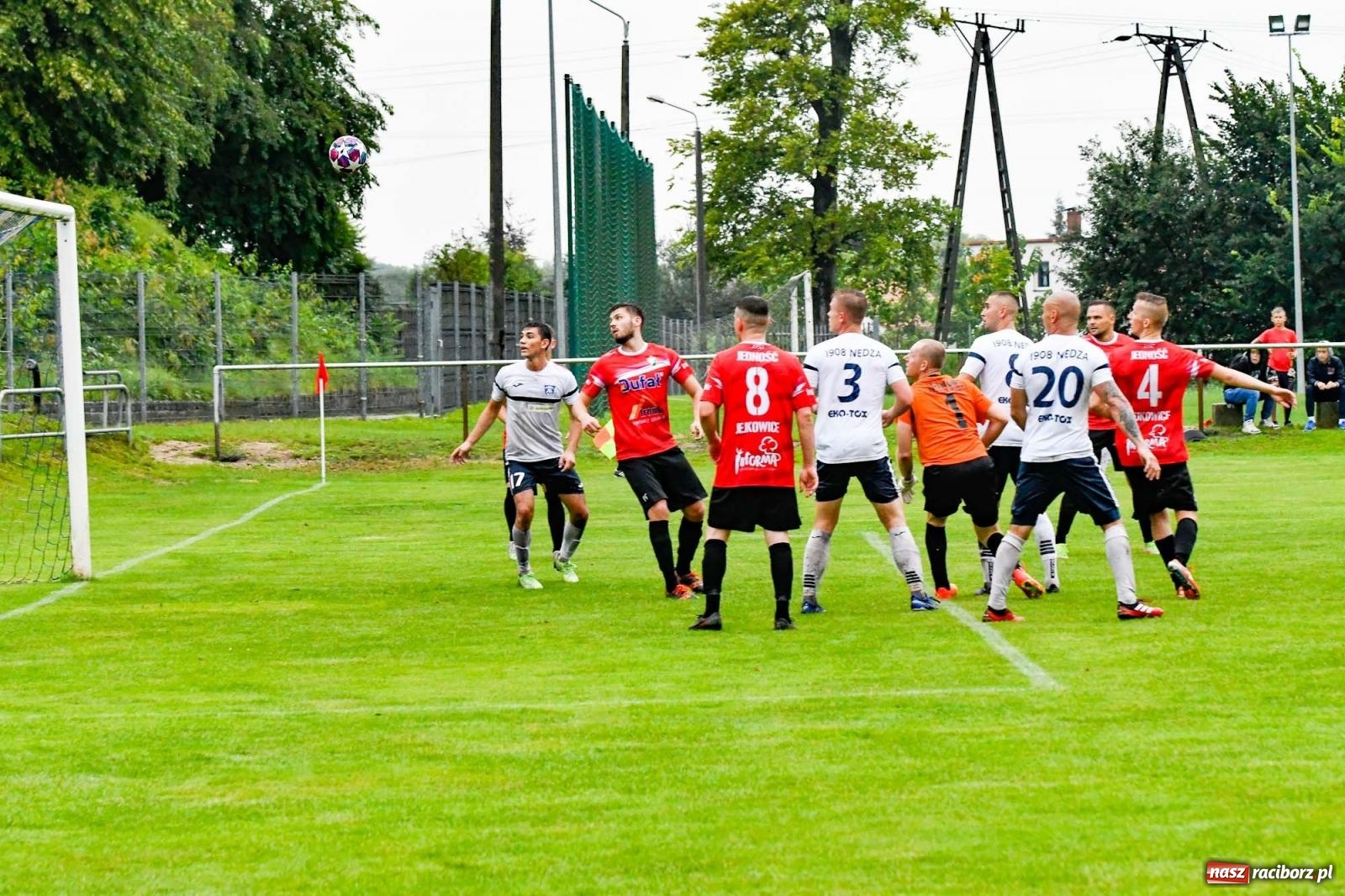 Zdjęcie w galerii na portalu naszraciborz.pl: Klasa okręgowa. Nędza ma patent na Jejkowice i pomogła Damianowi [FOTO] wiadomości z regionu