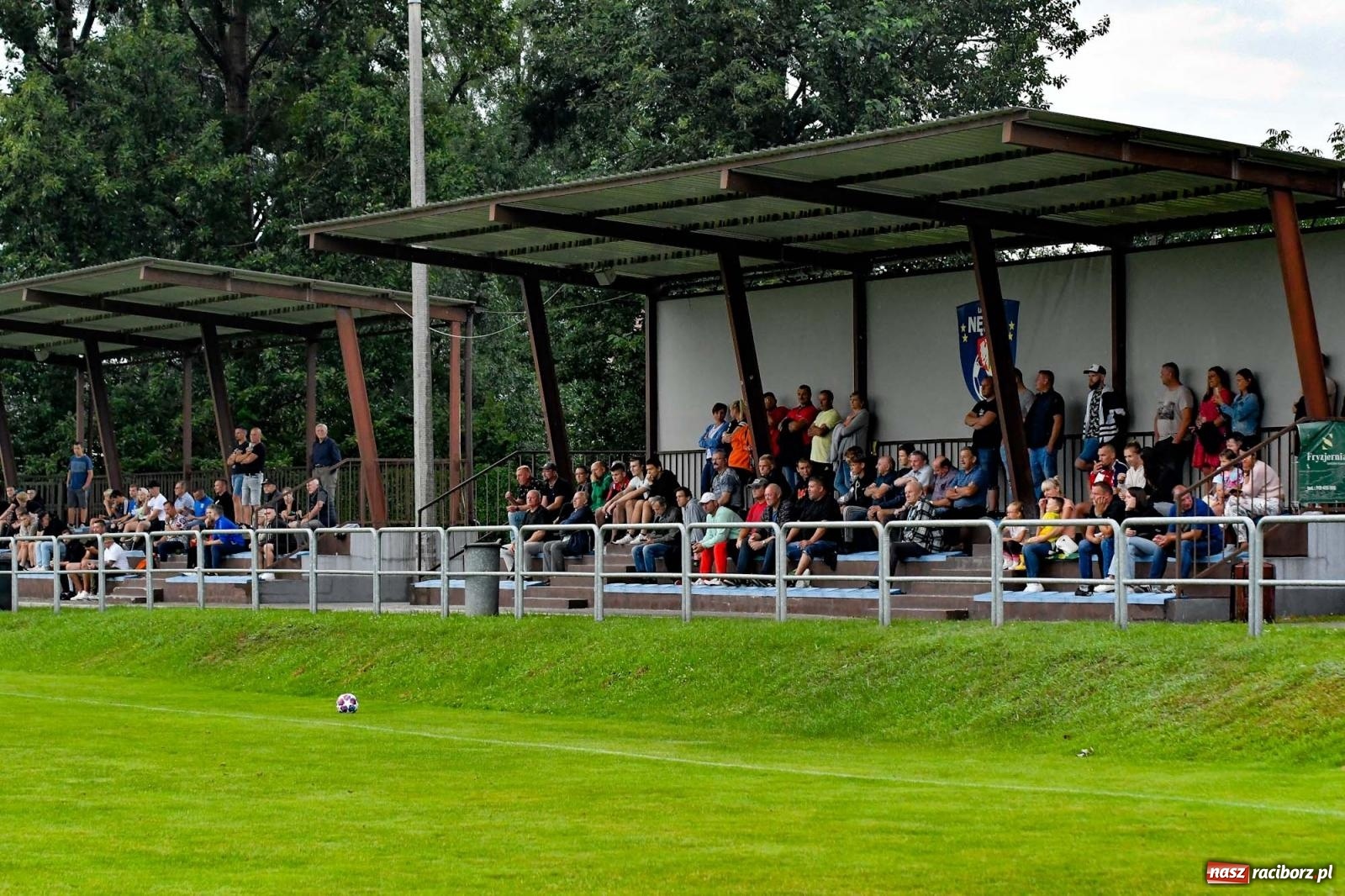 Zdjęcie w galerii na portalu naszraciborz.pl: Klasa okręgowa. Nędza ma patent na Jejkowice i pomogła Damianowi [FOTO] wiadomości z regionu
