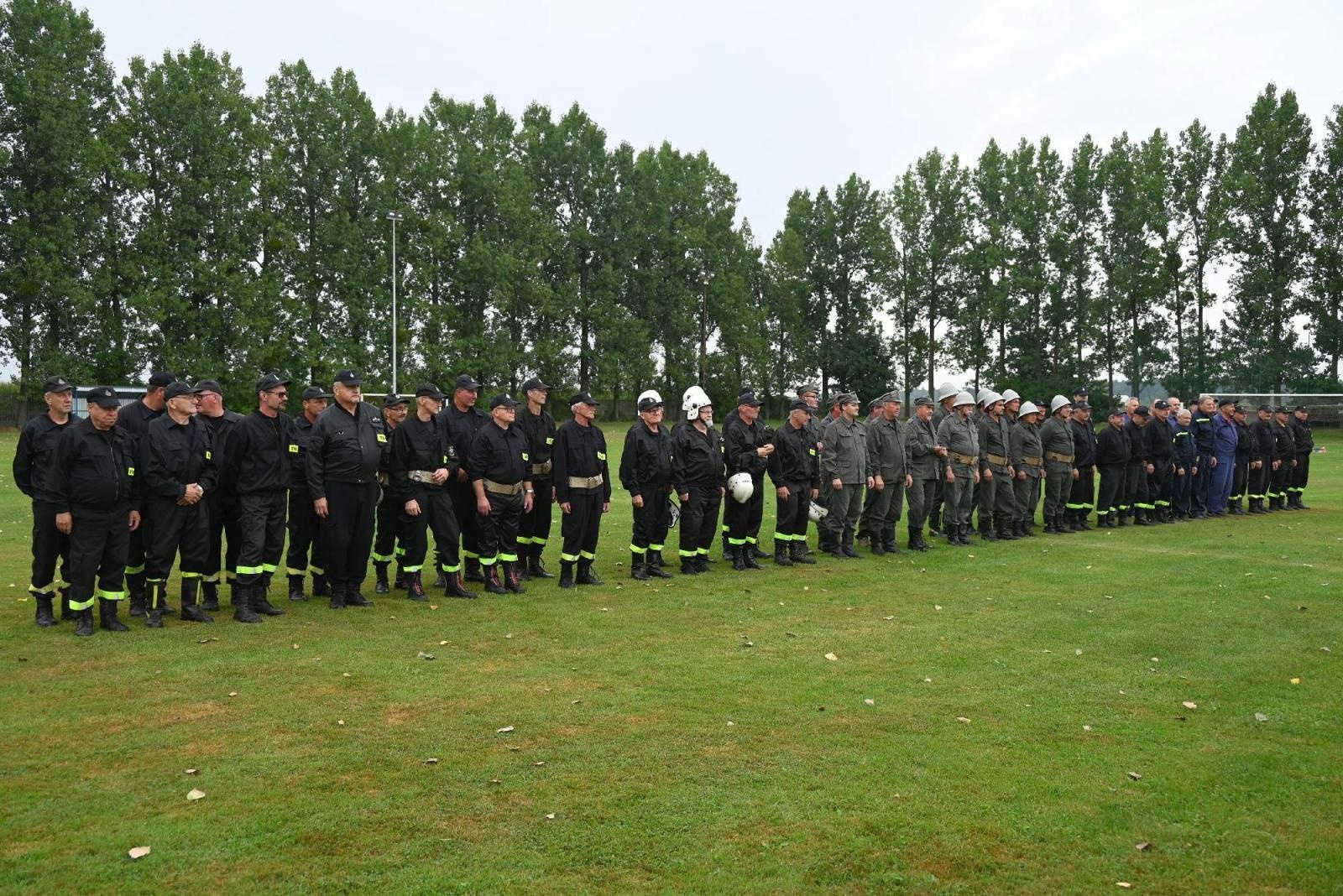 Zdjęcie w galerii na portalu naszraciborz.pl: Druhowie seniorzy z gminy Krzyżanowice wciąż sprawni w akcji wiadomości z regionu