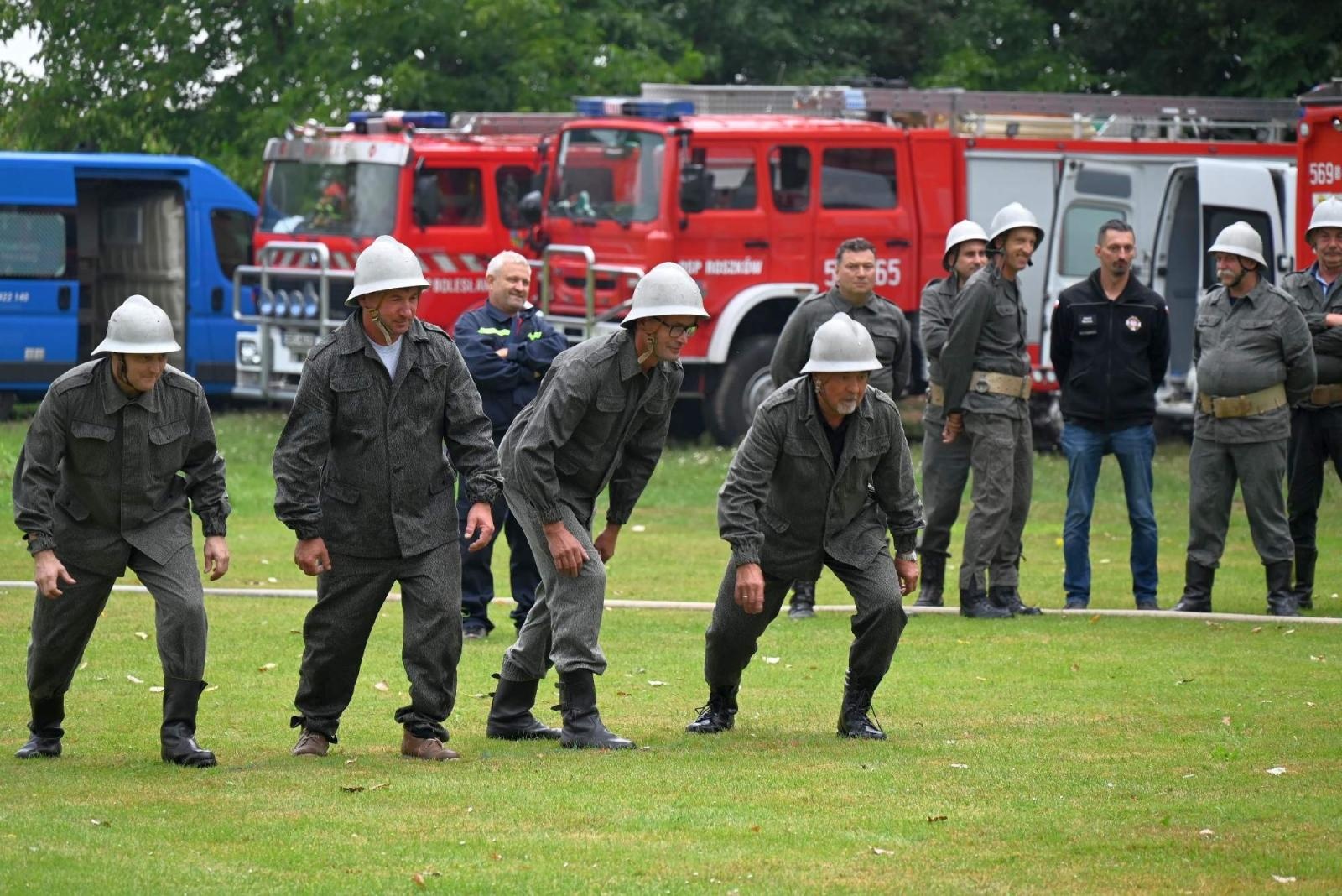 Zdjęcie w galerii na portalu naszraciborz.pl: Druhowie seniorzy z gminy Krzyżanowice wciąż sprawni w akcji wiadomości z regionu