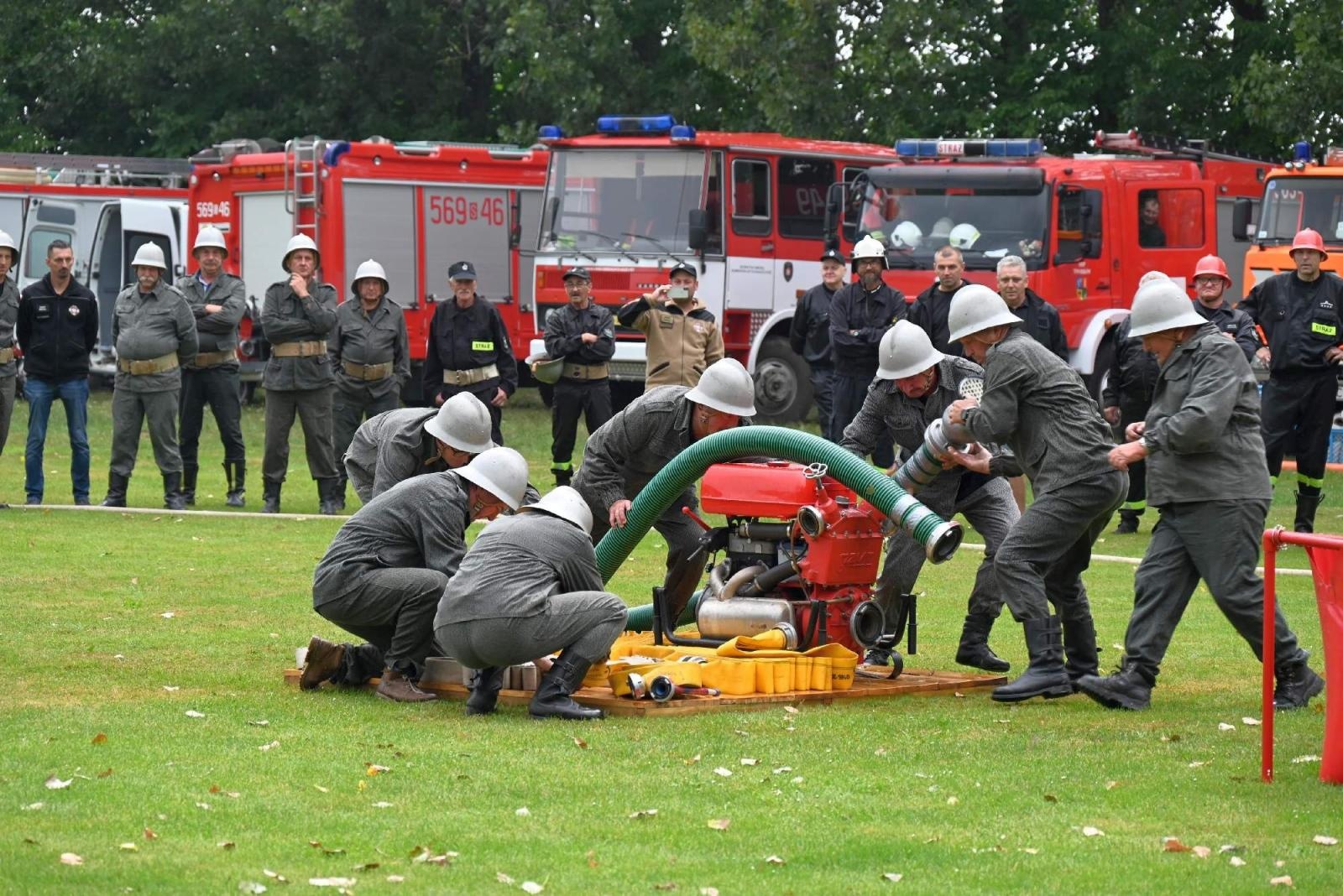 Zdjęcie w galerii na portalu naszraciborz.pl: Druhowie seniorzy z gminy Krzyżanowice wciąż sprawni w akcji wiadomości z regionu