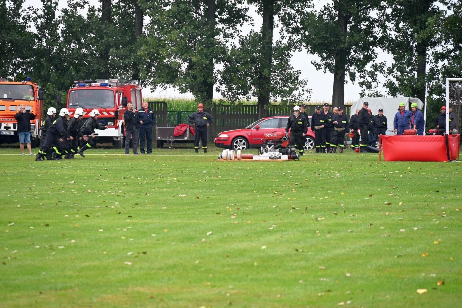 Zdjęcie w galerii na portalu naszraciborz.pl: Druhowie seniorzy z gminy Krzyżanowice wciąż sprawni w akcji wiadomości z regionu