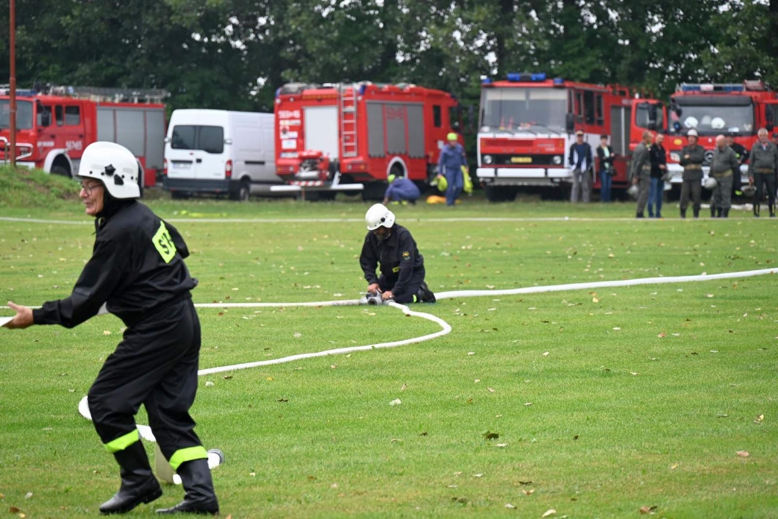 Zdjęcie w galerii na portalu naszraciborz.pl: Druhowie seniorzy z gminy Krzyżanowice wciąż sprawni w akcji wiadomości z regionu