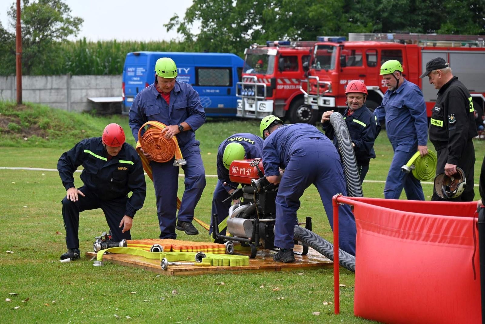 Zdjęcie w galerii na portalu naszraciborz.pl: Druhowie seniorzy z gminy Krzyżanowice wciąż sprawni w akcji wiadomości z regionu