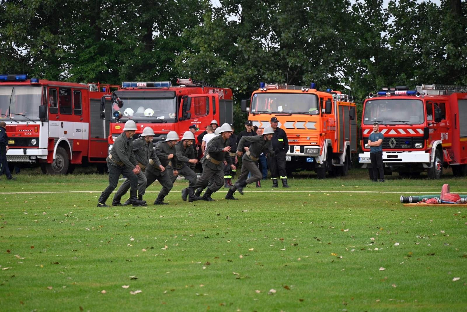 Zdjęcie w galerii na portalu naszraciborz.pl: Druhowie seniorzy z gminy Krzyżanowice wciąż sprawni w akcji wiadomości z regionu