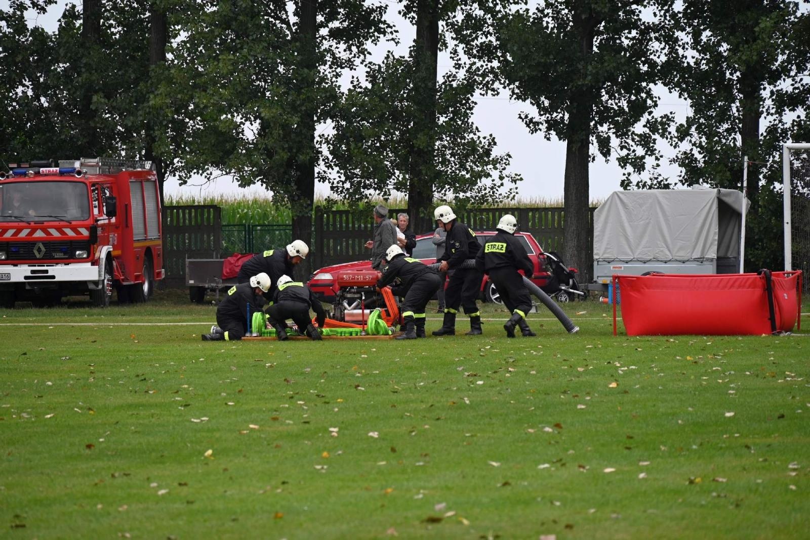 Zdjęcie w galerii na portalu naszraciborz.pl: Druhowie seniorzy z gminy Krzyżanowice wciąż sprawni w akcji wiadomości z regionu