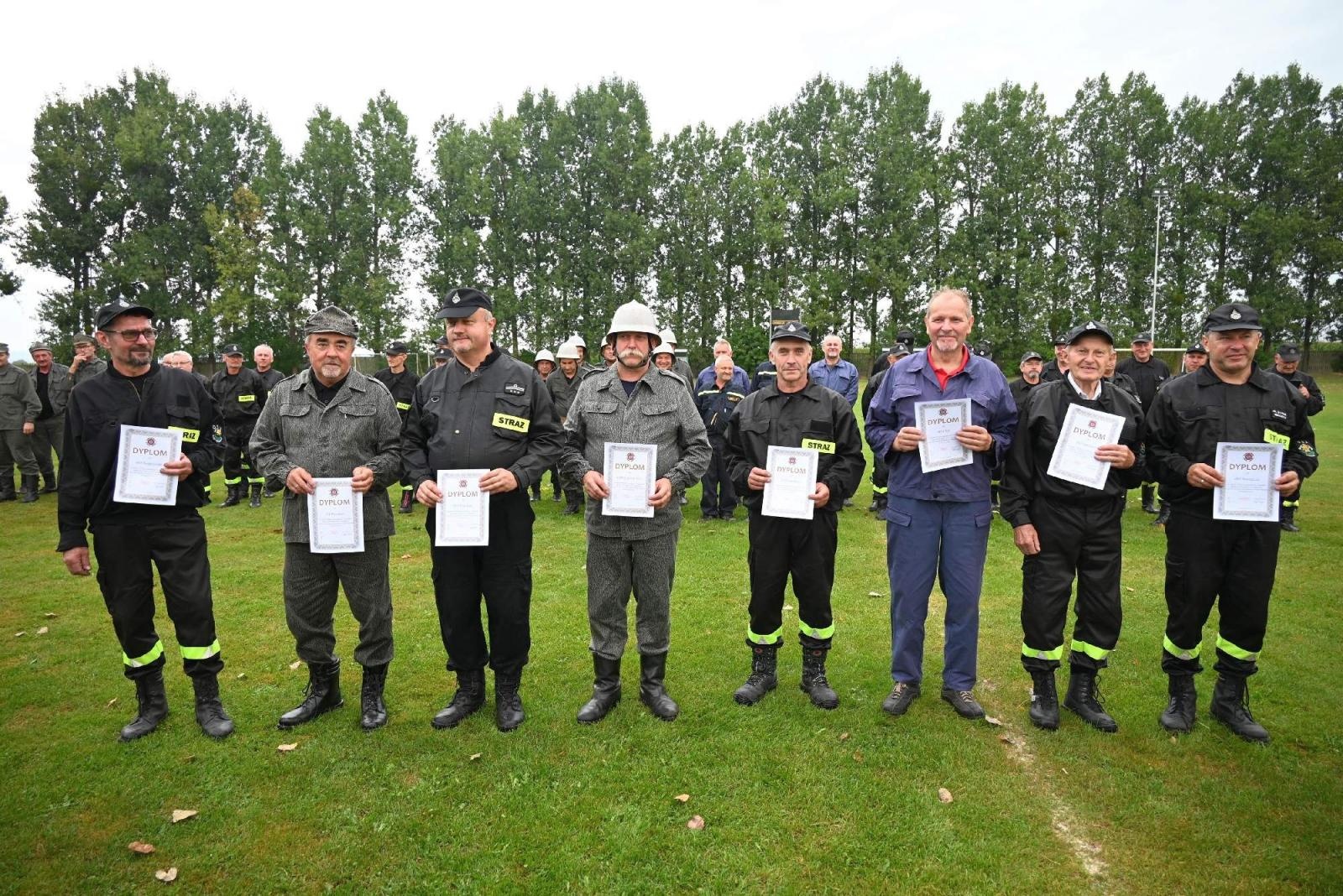Zdjęcie w galerii na portalu naszraciborz.pl: Druhowie seniorzy z gminy Krzyżanowice wciąż sprawni w akcji wiadomości z regionu
