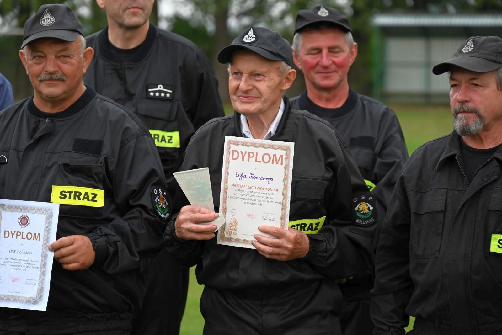 Zdjęcie w galerii na portalu naszraciborz.pl: Druhowie seniorzy z gminy Krzyżanowice wciąż sprawni w akcji wiadomości z regionu