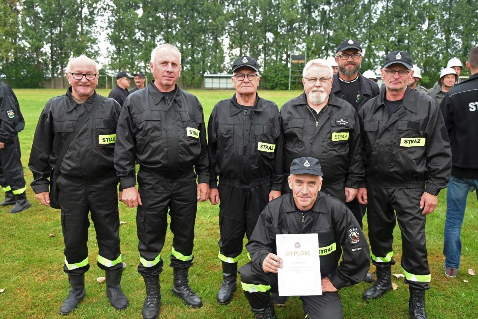 Zdjęcie w galerii na portalu naszraciborz.pl: Druhowie seniorzy z gminy Krzyżanowice wciąż sprawni w akcji wiadomości z regionu