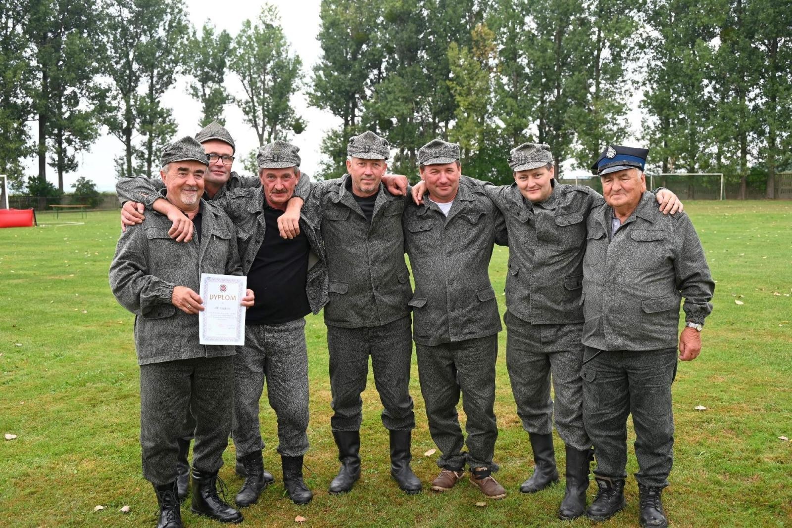 Zdjęcie w galerii na portalu naszraciborz.pl: Druhowie seniorzy z gminy Krzyżanowice wciąż sprawni w akcji wiadomości z regionu