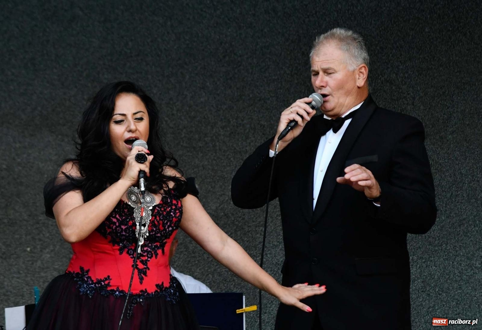 Zdjęcie w galerii na portalu naszraciborz.pl: Operetka i czardasz w plenerze parku im. Miasta Roth [FOTO i WIDEO] wiadomości z regionu