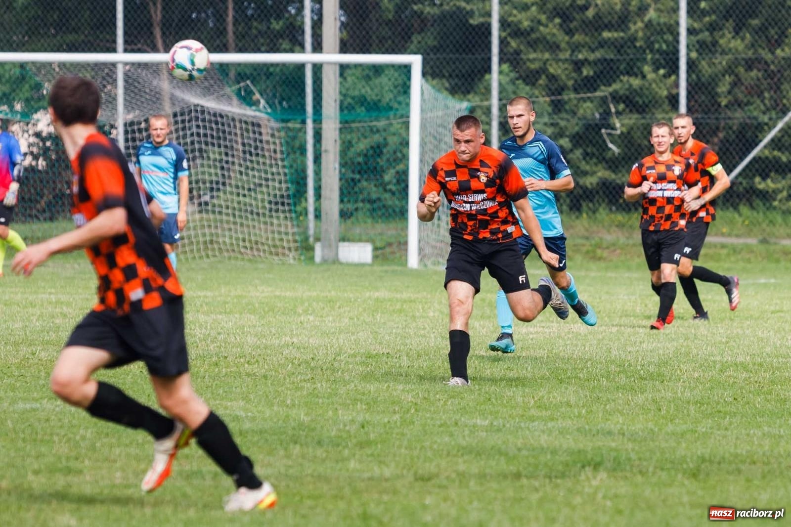 Zdjęcie w galerii na portalu naszraciborz.pl: B klasa. Kobylski Płomień niestraszny Ocicom [FOTO] wiadomości z regionu