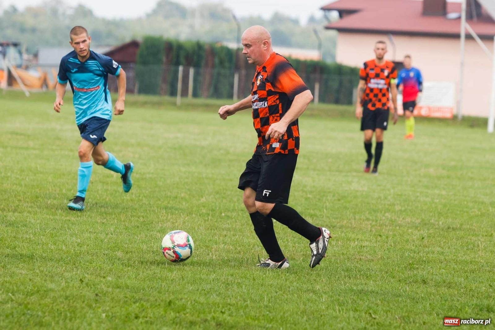 Zdjęcie w galerii na portalu naszraciborz.pl: B klasa. Kobylski Płomień niestraszny Ocicom [FOTO] wiadomości z regionu