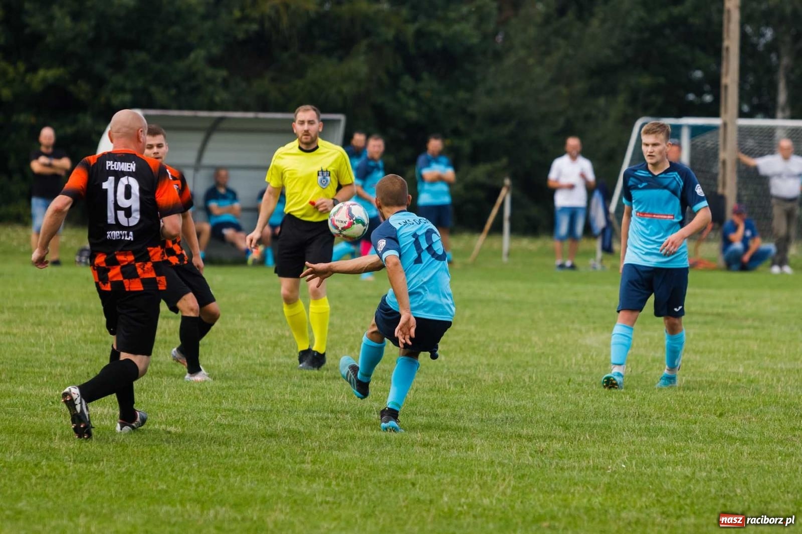 Zdjęcie w galerii na portalu naszraciborz.pl: B klasa. Kobylski Płomień niestraszny Ocicom [FOTO] wiadomości z regionu