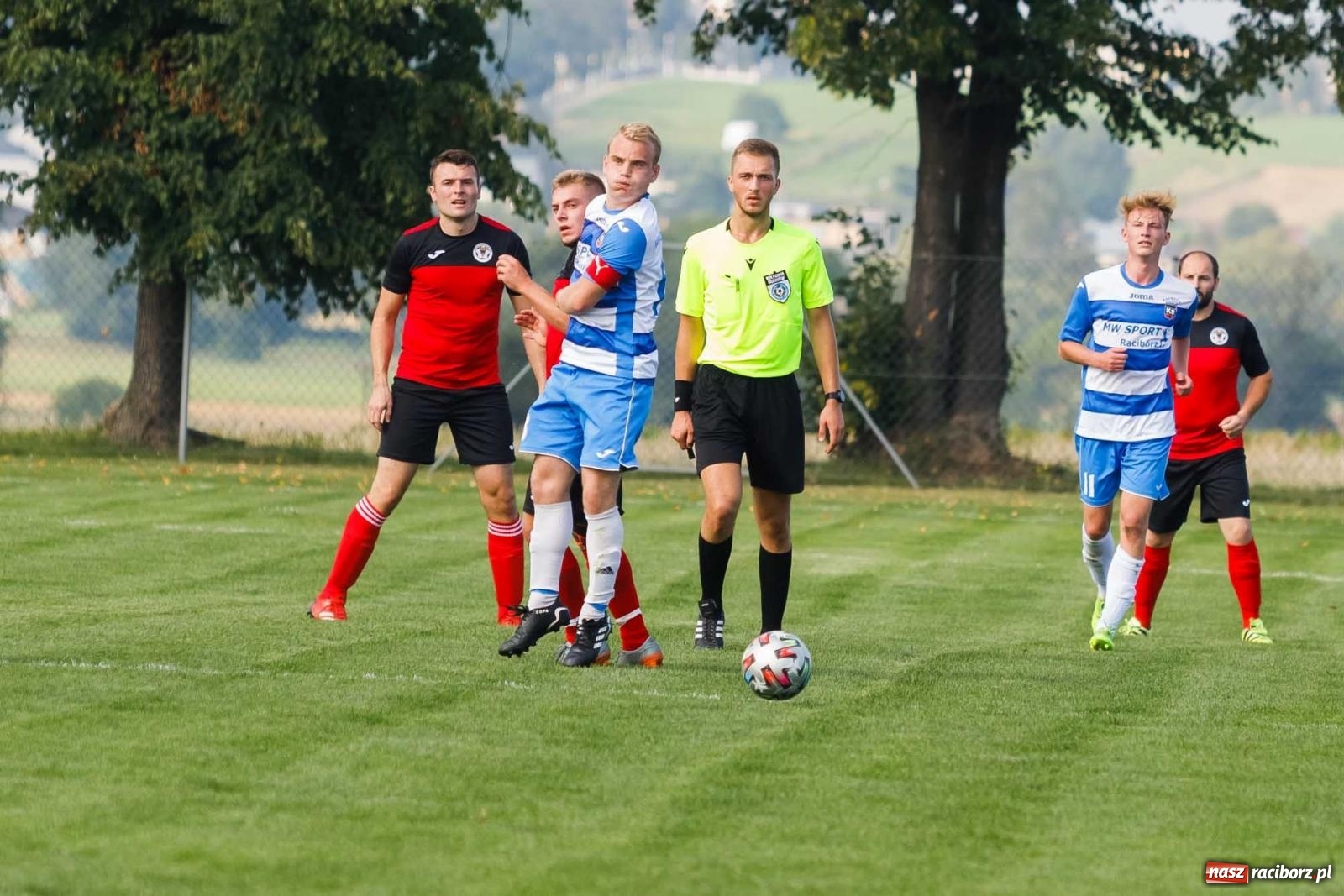 Zdjęcie w galerii na portalu naszraciborz.pl: Pewne zwycięstwo Naprzodu z Borucina [FOTO] wiadomości z regionu