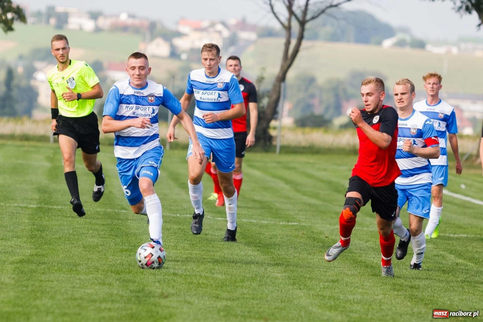 Zdjęcie w galerii na portalu naszraciborz.pl: Pewne zwycięstwo Naprzodu z Borucina [FOTO] wiadomości z regionu