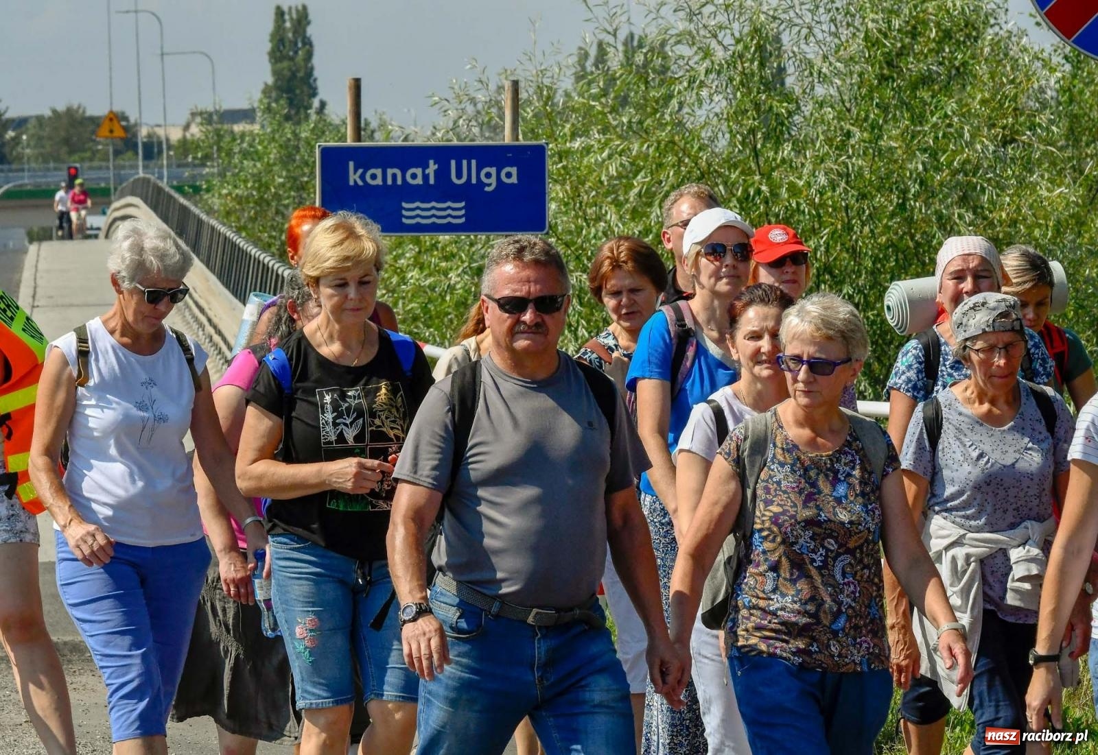 Zdjęcie w galerii na portalu naszraciborz.pl: Pielgrzymi z powiatu raciborskiego wyruszyli na Jasną Górę [FOTO i WIDEO] wiadomości z regionu