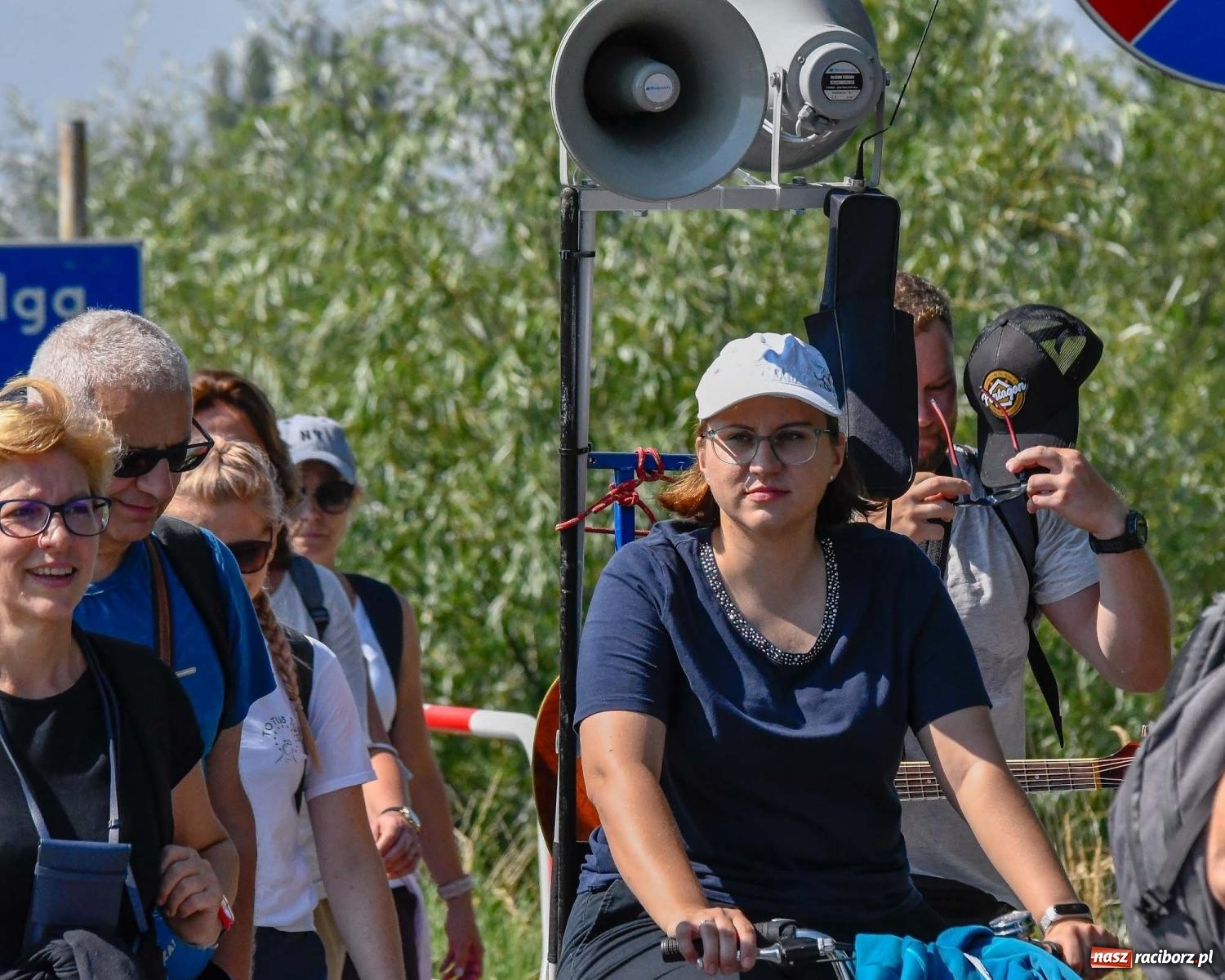 Zdjęcie w galerii na portalu naszraciborz.pl: Pielgrzymi z powiatu raciborskiego wyruszyli na Jasną Górę [FOTO i WIDEO] wiadomości z regionu