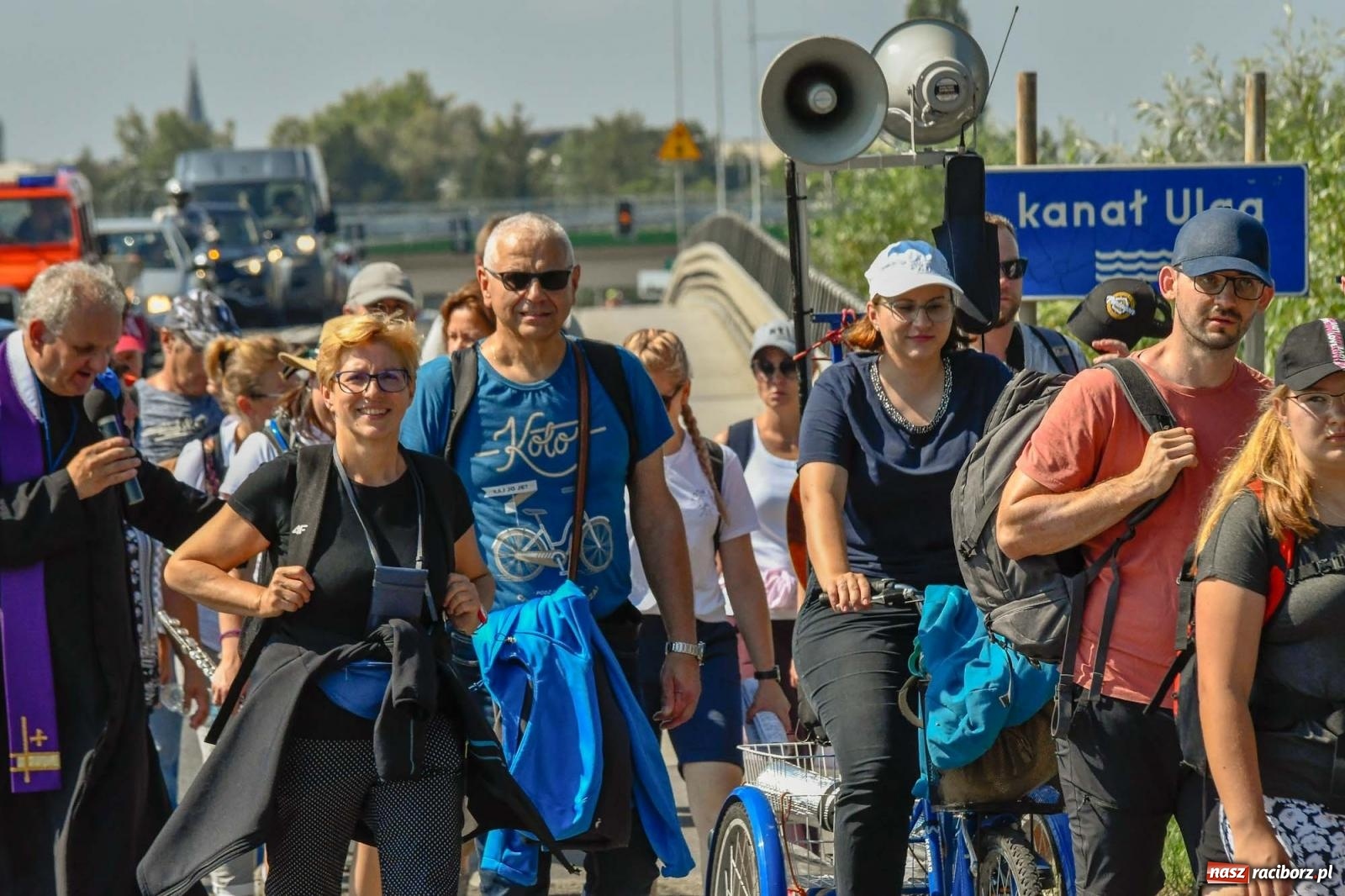 Zdjęcie w galerii na portalu naszraciborz.pl: Pielgrzymi z powiatu raciborskiego wyruszyli na Jasną Górę [FOTO i WIDEO] wiadomości z regionu