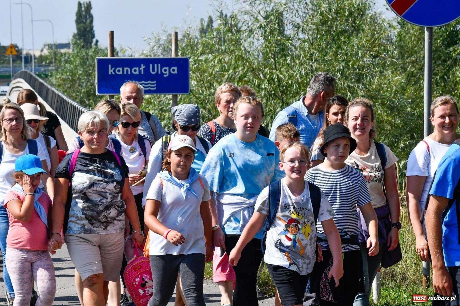 Zdjęcie w galerii na portalu naszraciborz.pl: Pielgrzymi z powiatu raciborskiego wyruszyli na Jasną Górę [FOTO i WIDEO] wiadomości z regionu