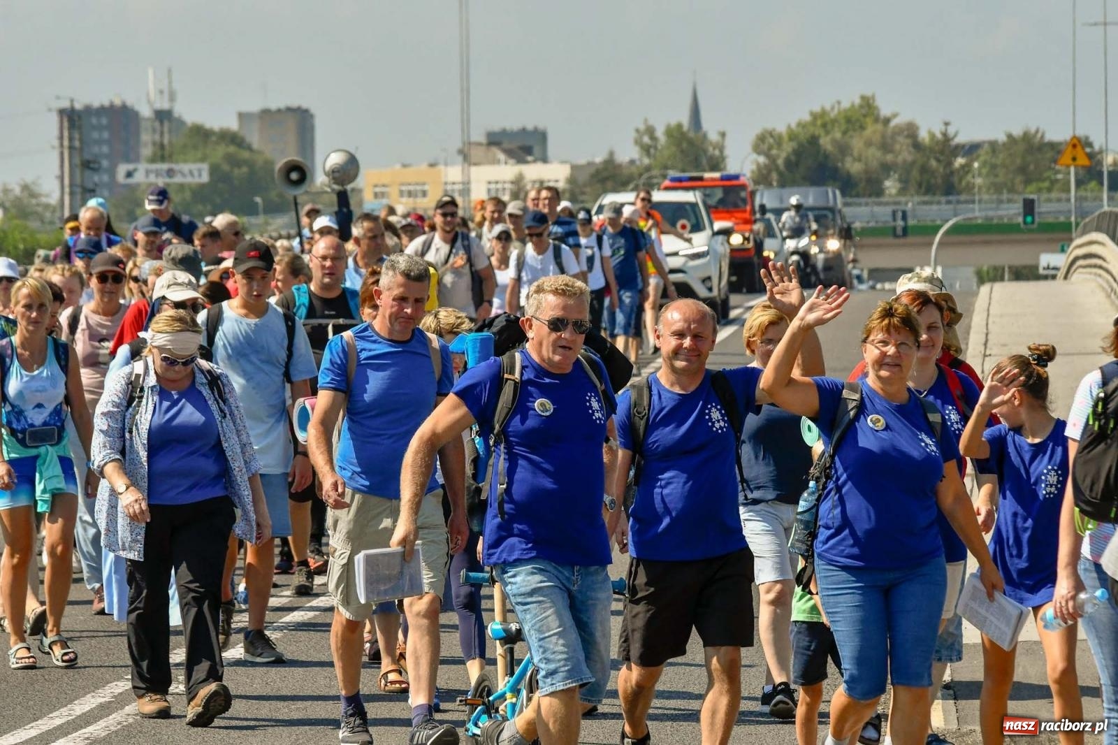 Zdjęcie w galerii na portalu naszraciborz.pl: Pielgrzymi z powiatu raciborskiego wyruszyli na Jasną Górę [FOTO i WIDEO] wiadomości z regionu