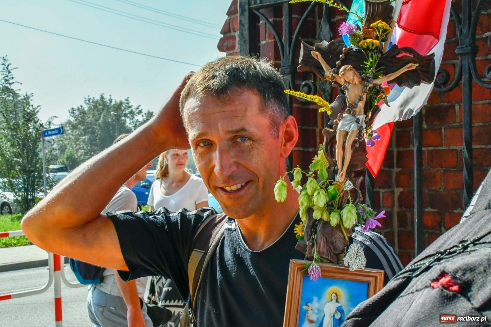 Zdjęcie w galerii na portalu naszraciborz.pl: Pielgrzymi z powiatu raciborskiego wyruszyli na Jasną Górę [FOTO i WIDEO] wiadomości z regionu