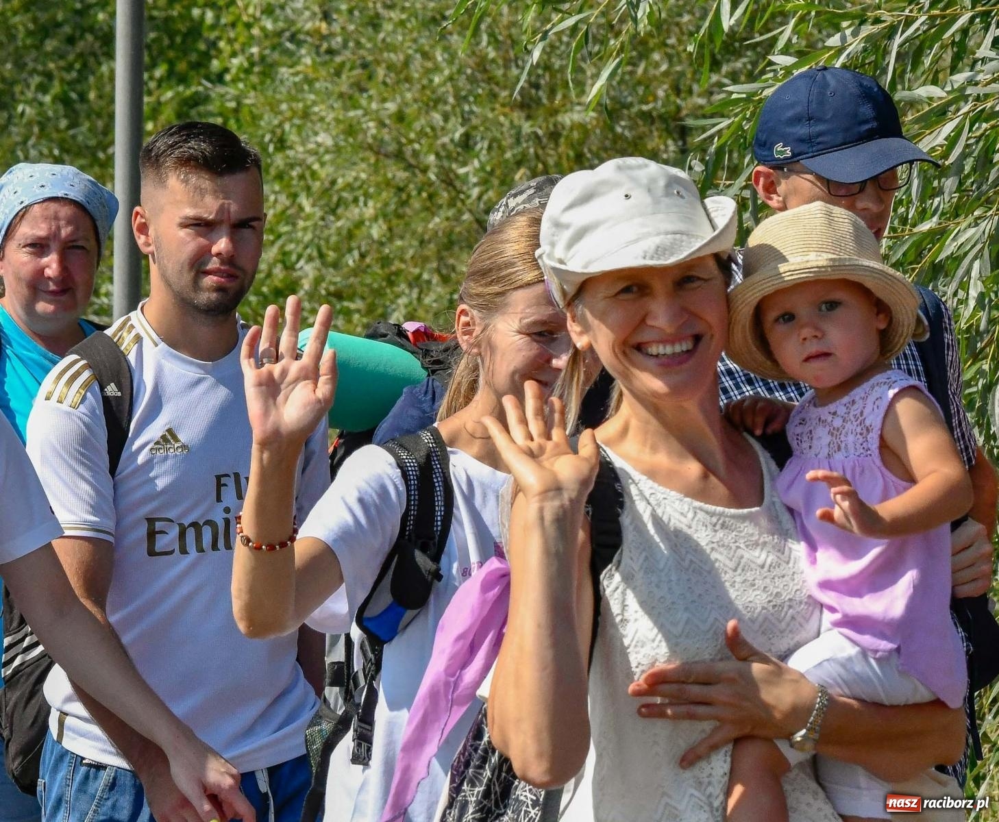 Zdjęcie w galerii na portalu naszraciborz.pl: Pielgrzymi z powiatu raciborskiego wyruszyli na Jasną Górę [FOTO i WIDEO] wiadomości z regionu