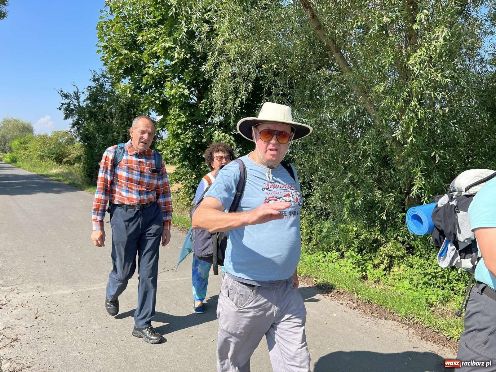 Zdjęcie w galerii na portalu naszraciborz.pl: Pielgrzymi z powiatu raciborskiego wyruszyli na Jasną Górę [FOTO i WIDEO] wiadomości z regionu