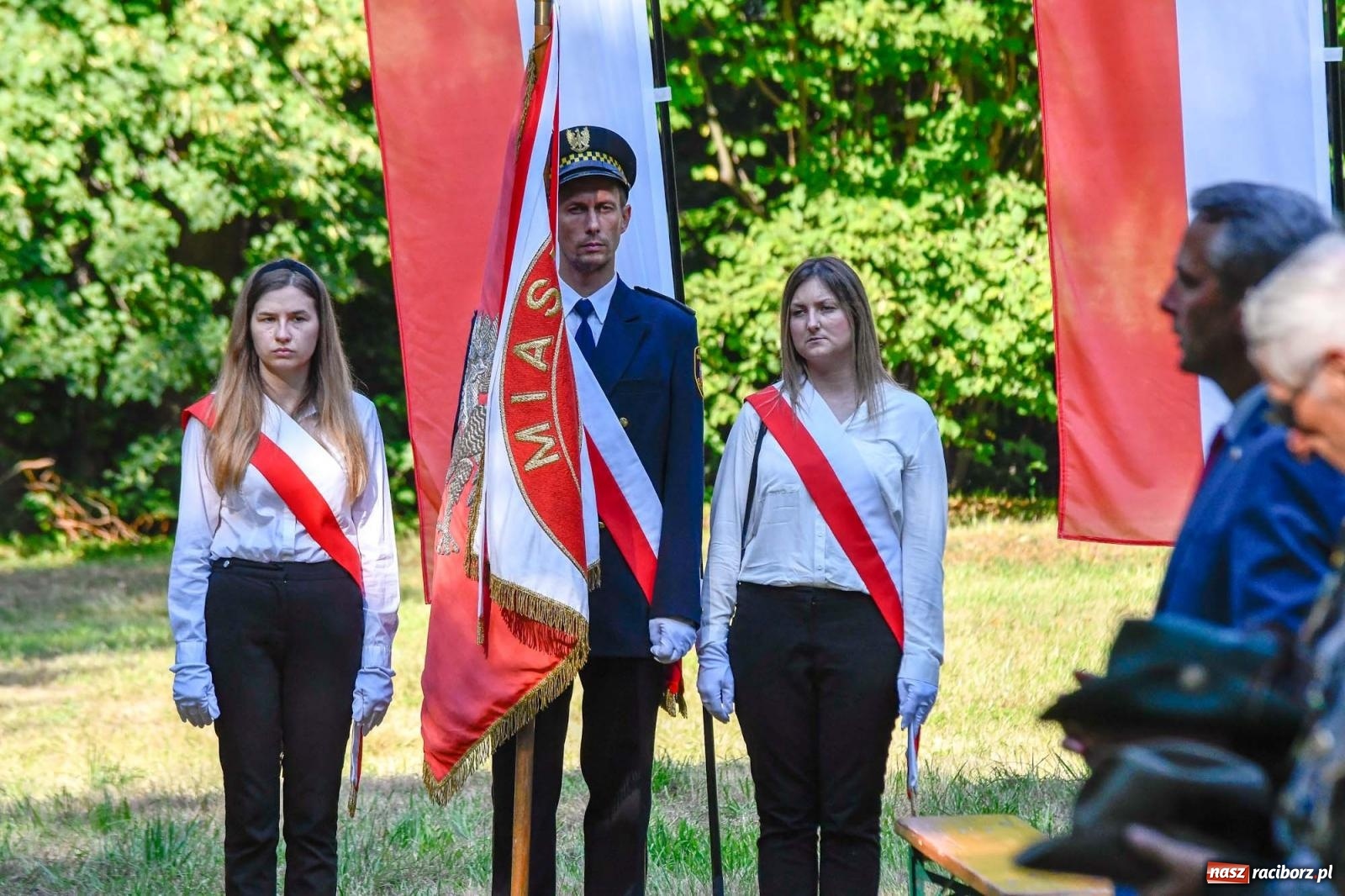 Zdjęcie w galerii na portalu naszraciborz.pl: Msza święta polowa w lesie Obora z anegdotą na finał [FOTO i WIDEO] wiadomości z regionu