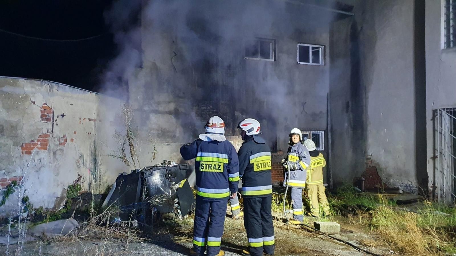 Zdjęcie w galerii na portalu naszraciborz.pl: Raport 998. Nocny pożar w Krzanowicach. Atak owadów w Czerwięcicach i Samborowicach wiadomości z regionu