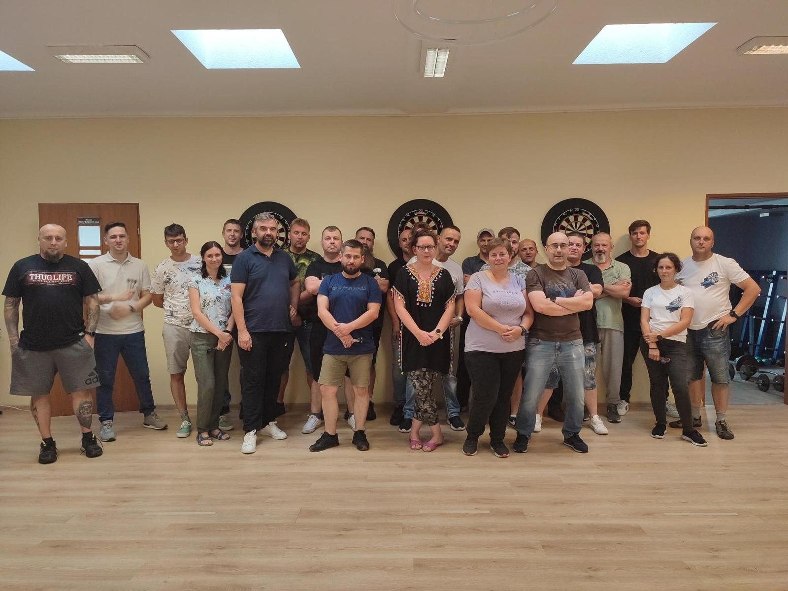 Zdjęcie w galerii na portalu naszraciborz.pl: Skrzymowski i Humeniuk najlepsi w deblowym turnieju darta [FOTO] wiadomości z regionu