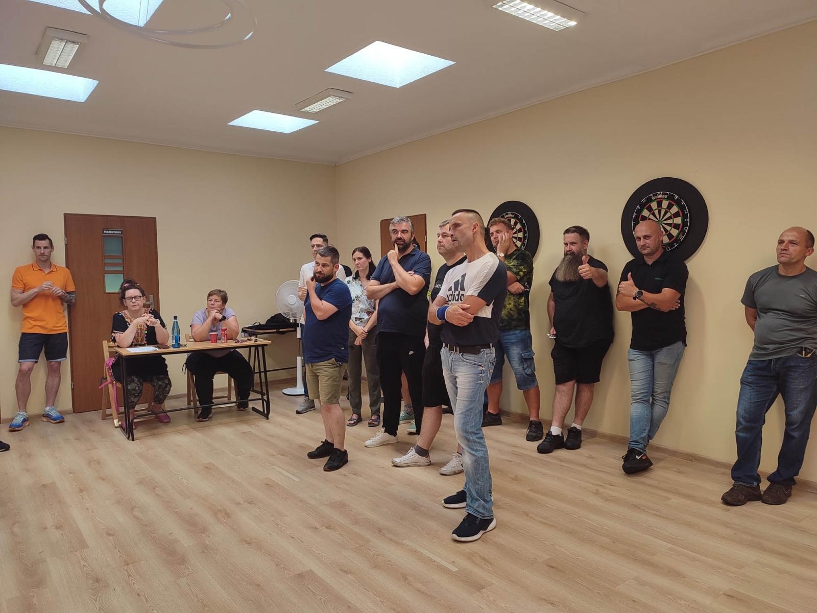 Zdjęcie w galerii na portalu naszraciborz.pl: Skrzymowski i Humeniuk najlepsi w deblowym turnieju darta [FOTO] wiadomości z regionu