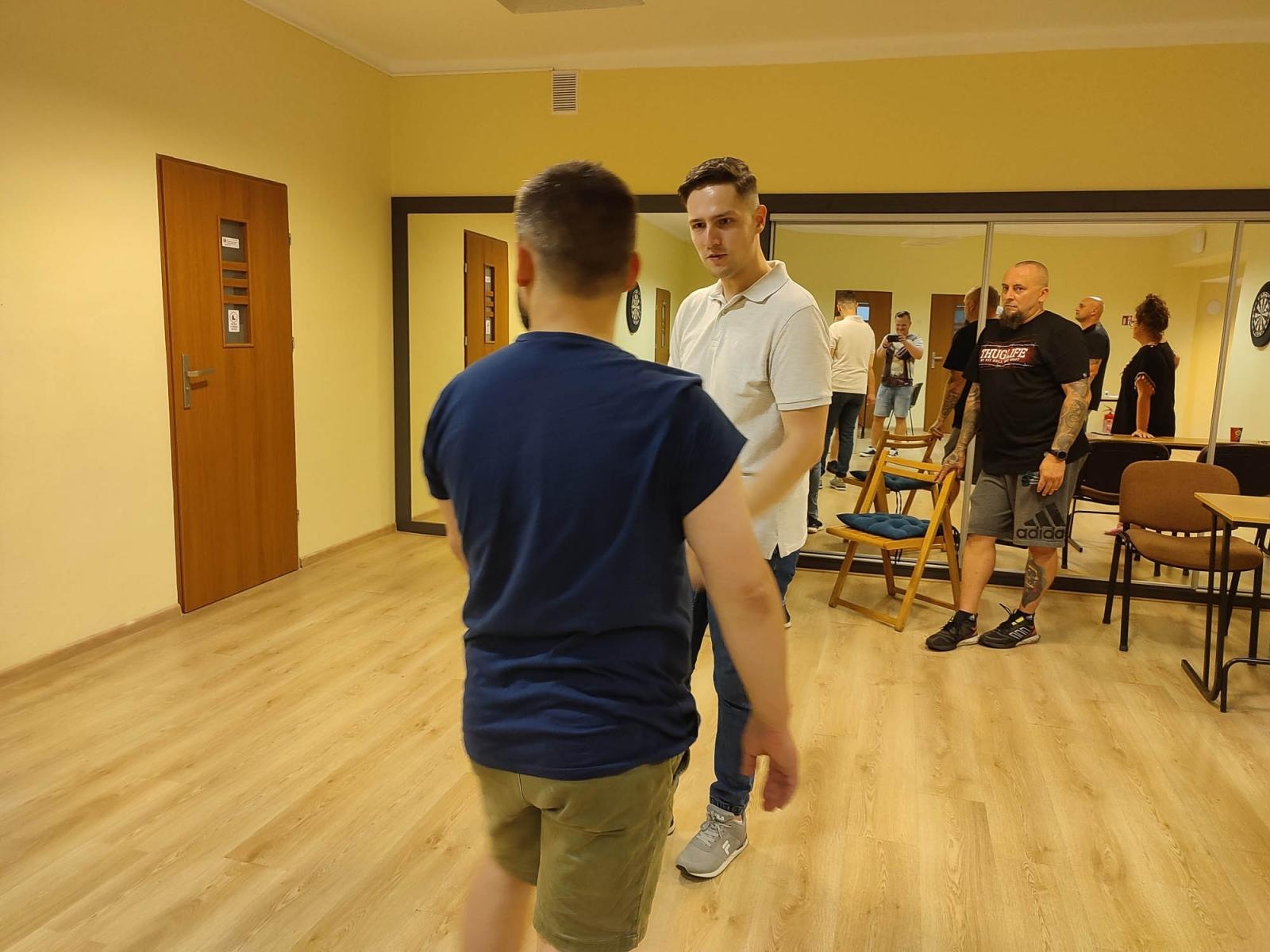Zdjęcie w galerii na portalu naszraciborz.pl: Skrzymowski i Humeniuk najlepsi w deblowym turnieju darta [FOTO] wiadomości z regionu