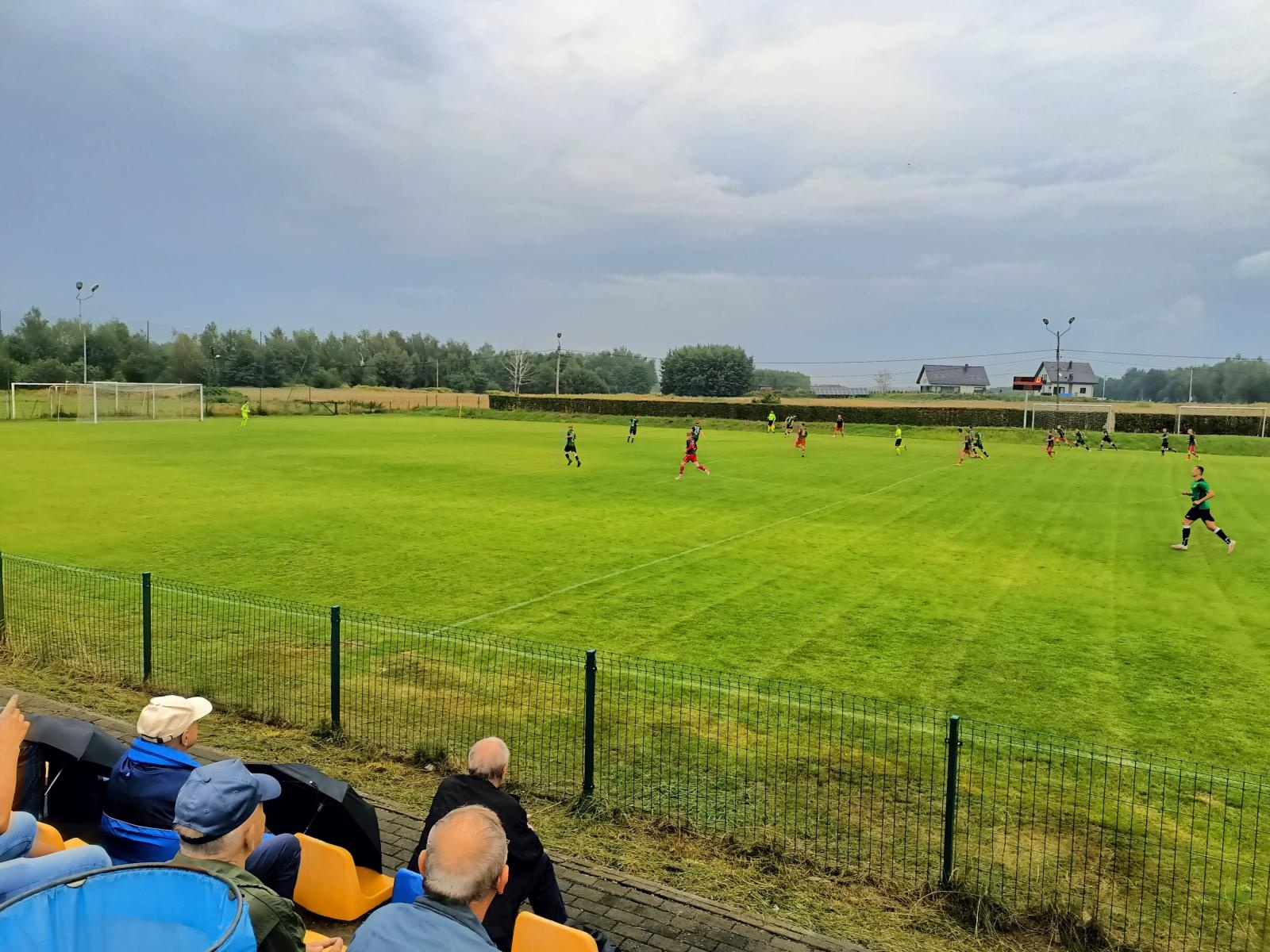 Zdjęcie w galerii na portalu naszraciborz.pl: Udana inauguracja w Raszczycach. Chwałowice pokonane wiadomości z regionu