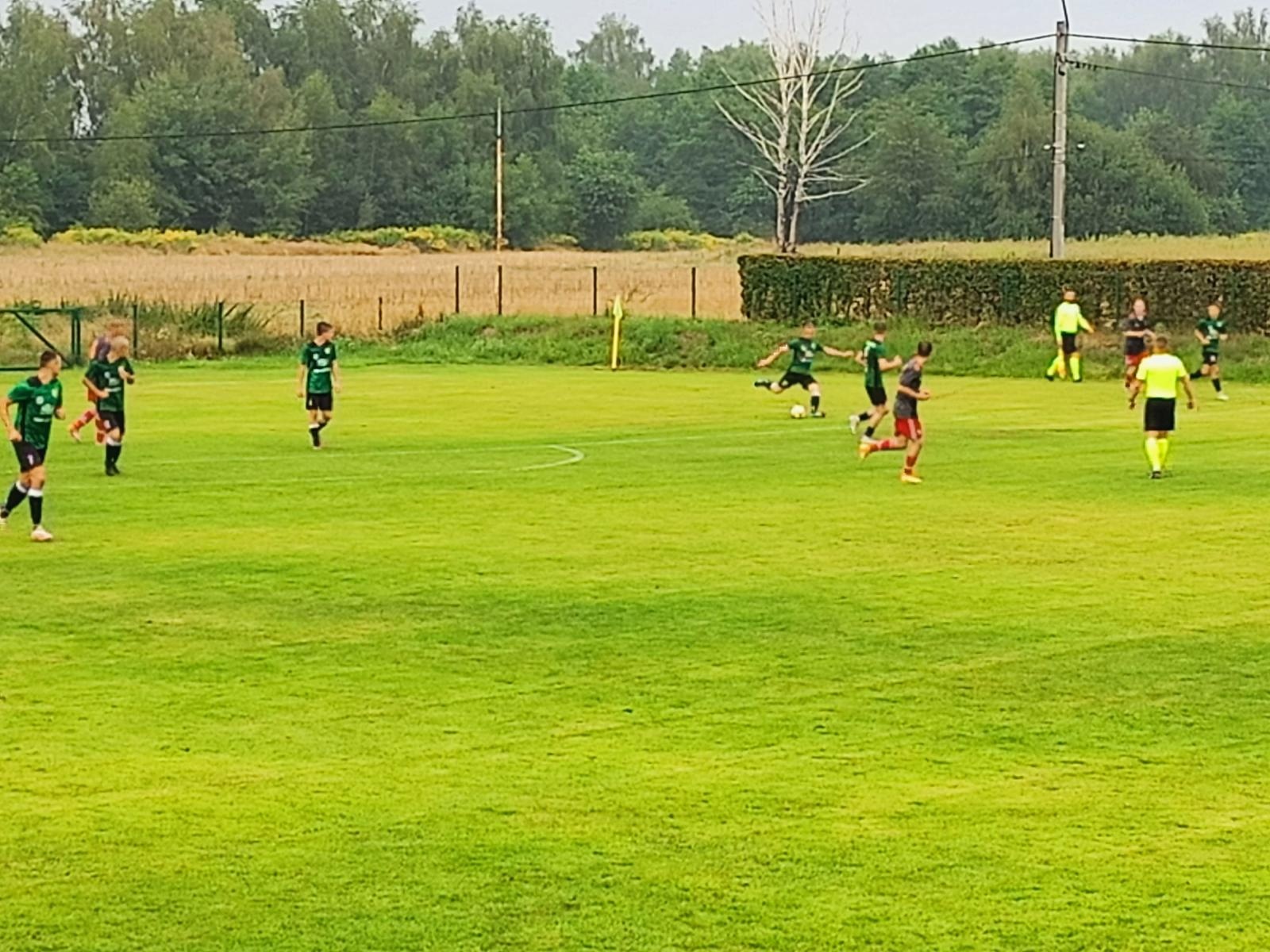 Zdjęcie w galerii na portalu naszraciborz.pl: Udana inauguracja w Raszczycach. Chwałowice pokonane wiadomości z regionu