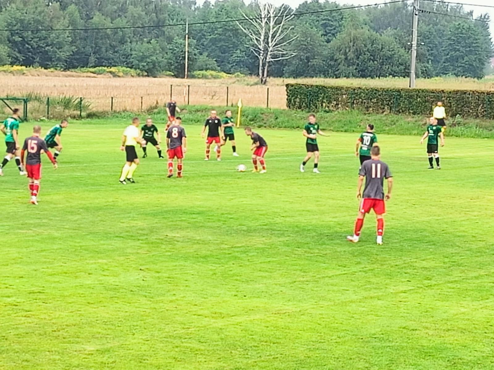 Zdjęcie w galerii na portalu naszraciborz.pl: Udana inauguracja w Raszczycach. Chwałowice pokonane wiadomości z regionu